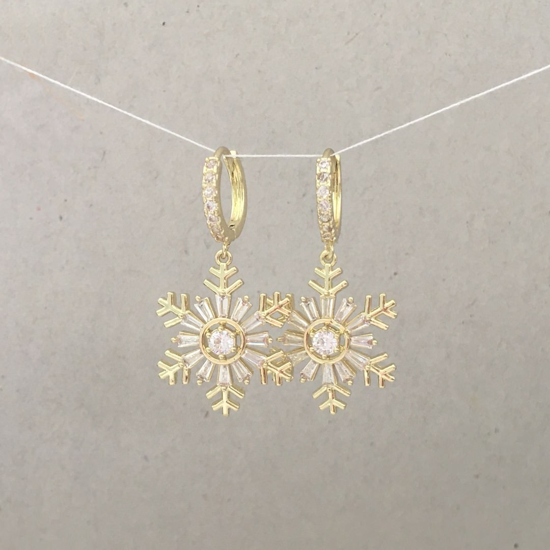 Christmas Earrings Snowflake Danglers Gold - Image 3