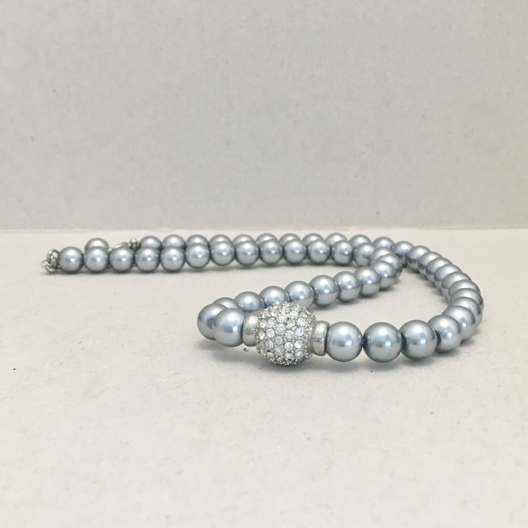 Fashion Pearl Choker Grey - Image 2