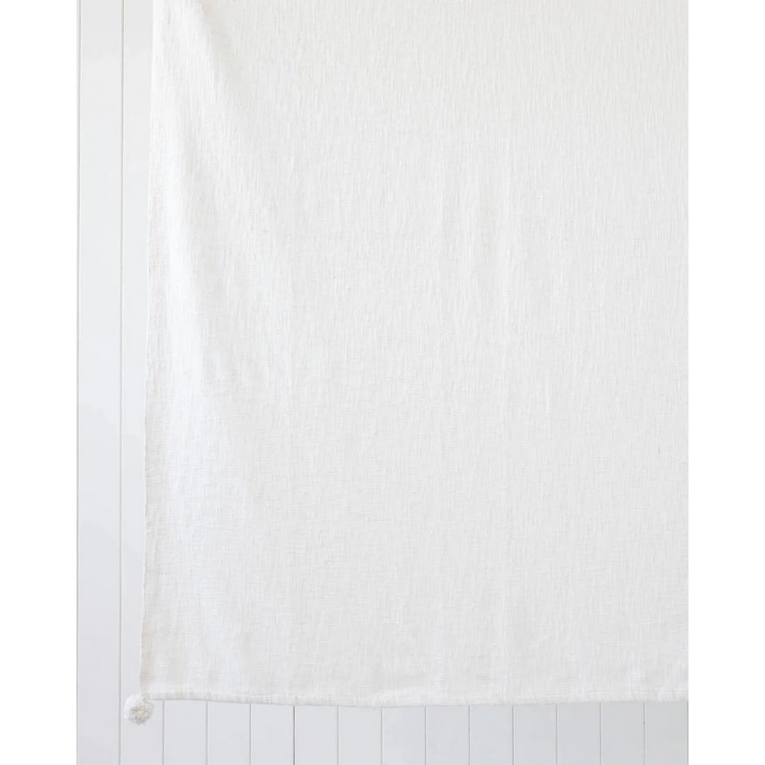 White Throw Fumiko 125x150 - Image 3