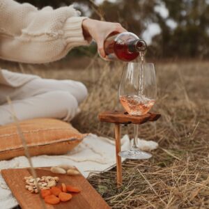 Winestains nomad Picnic Stake