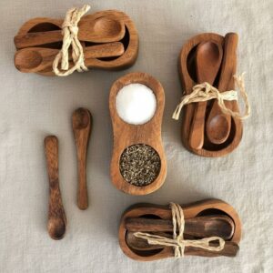 Acacia wood condiment set with two spoons