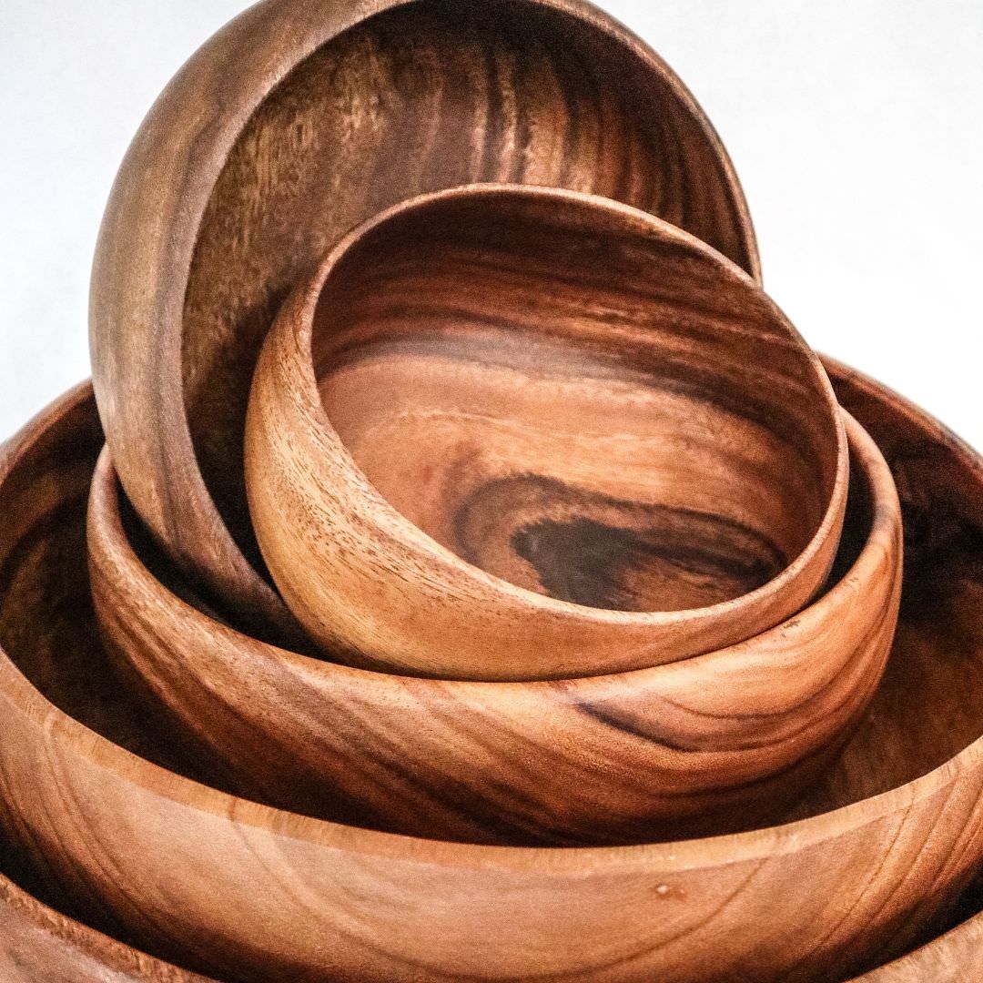 Round Acacia Wood Bowl Medium 20cm - Image 3