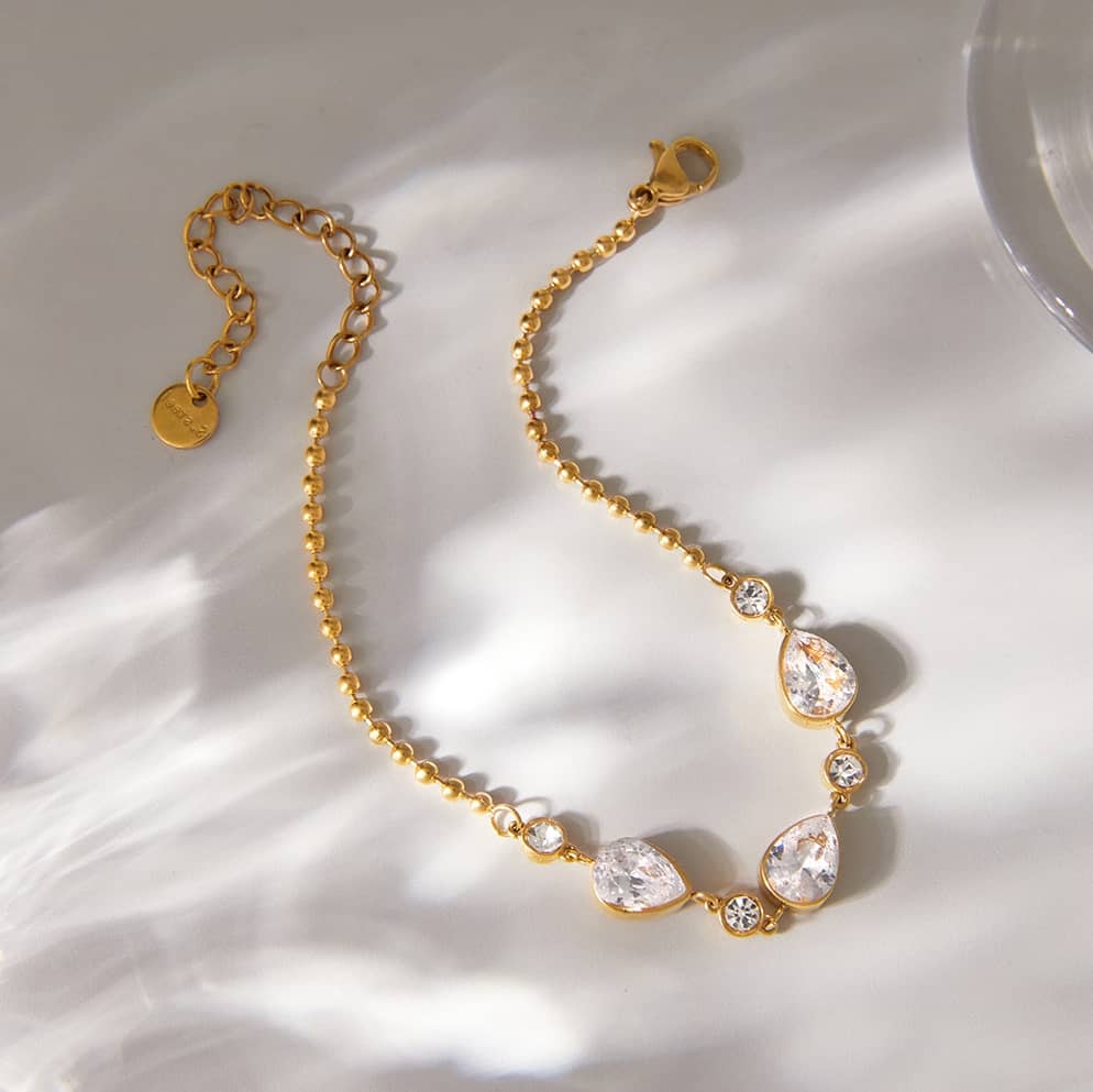 Crystal Teardrop Bracelet 18k Gold Plated - Image 4