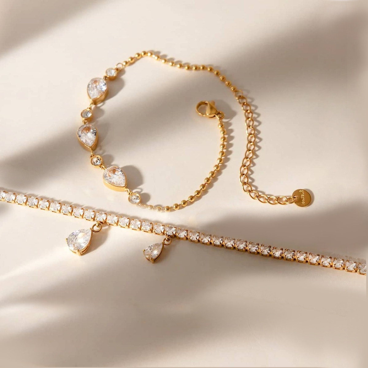 Crystal Teardrop Tennis Bracelet 18k Gold Plated - Image 4