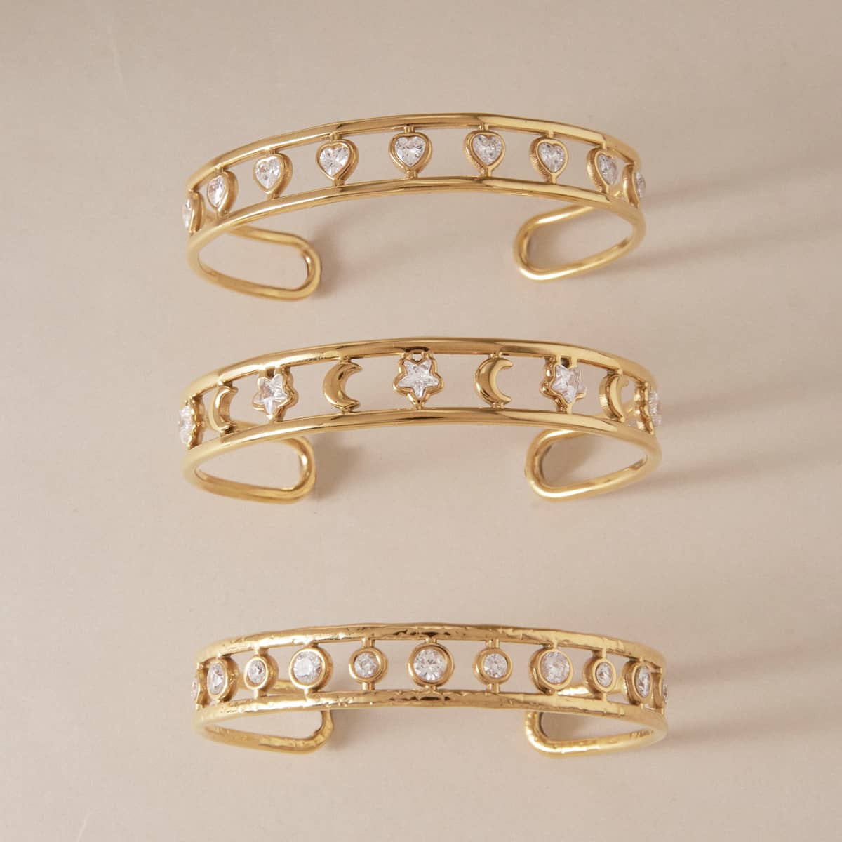 Heart Crystal Cuff Bangle 18k Gold Plated - Image 3